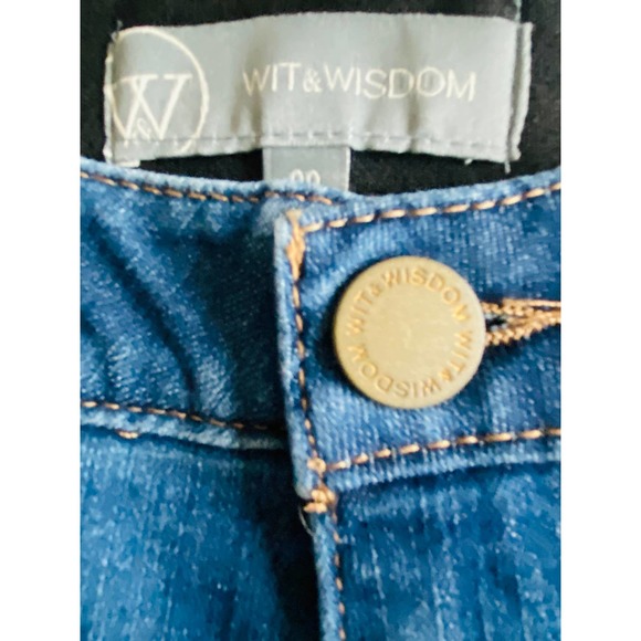 Wit & Wisdom Denim Shorts NWT size 00 waist 26" - Picture 2 of 5